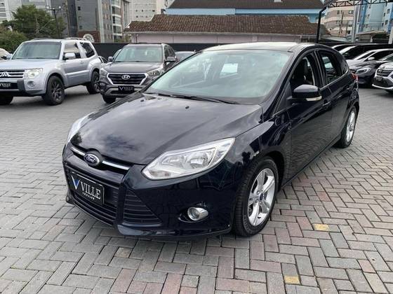 FORD FOCUS 1.6 S 16V FLEX 4P MANUAL FORD FOCUS 1.6 S 16V FLEX 4P MANUAL
